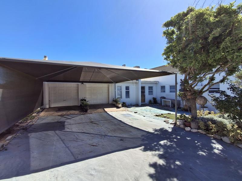 3 Bedroom Property for Sale in Duyker Eiland Western Cape